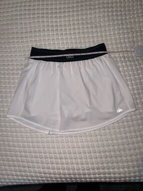 ALO Yoga White Skort with Black Waistband